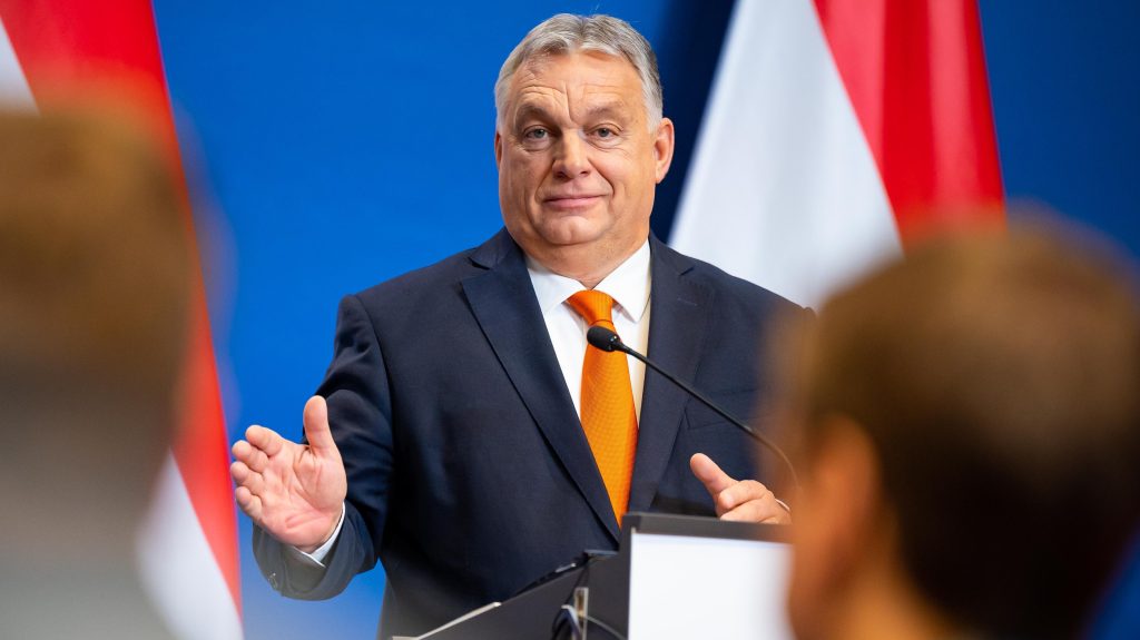 Orbán: nagy gázerőműveket építünk