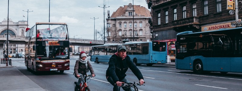 A kormány a turistákat támogatja?