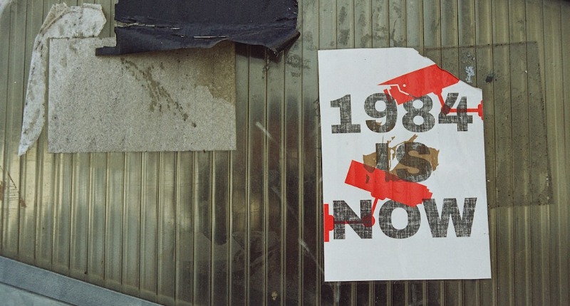Hatvanöt év után juttatta vissza a könyvtárba Orwell 1984 című regényét