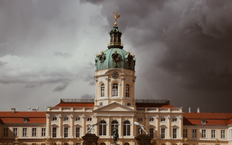 Schloss Bellevue – felállványozva