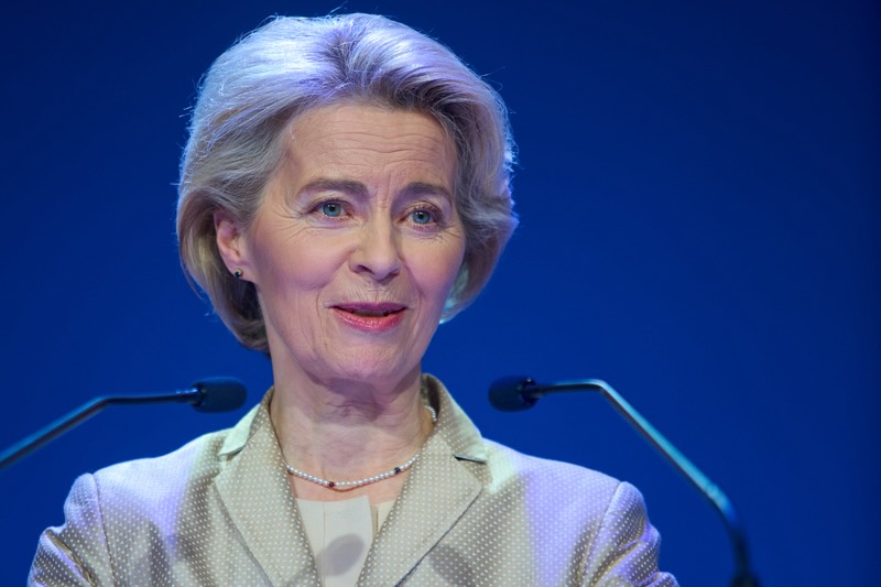 Újraválasztották Ursula von der Leyent
