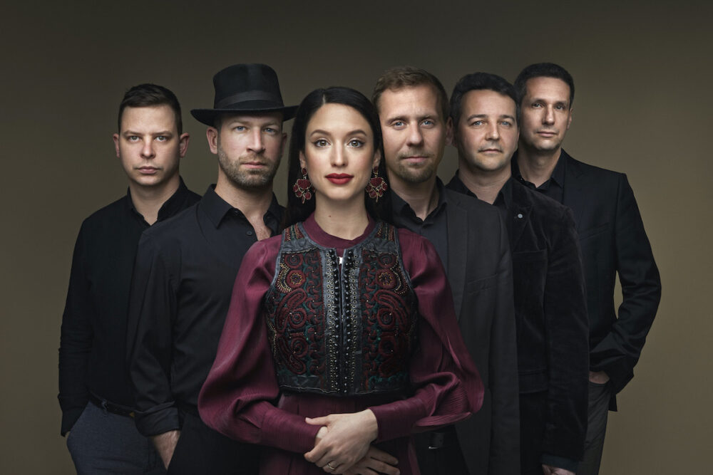 Akvárium – Jön a hanga