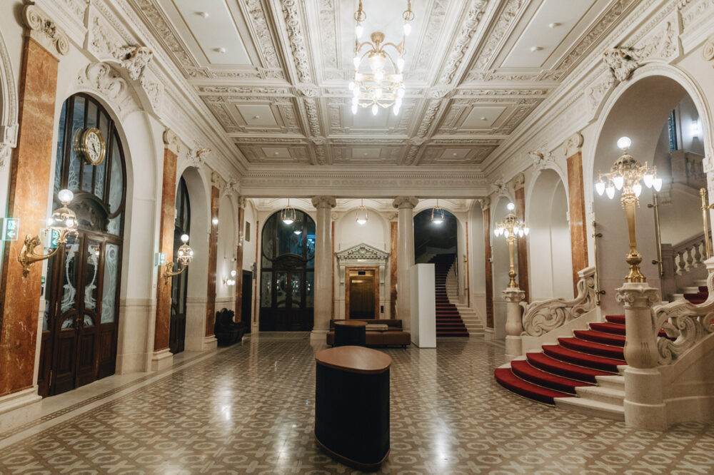 MNB székház – Brutális túlköltekezés