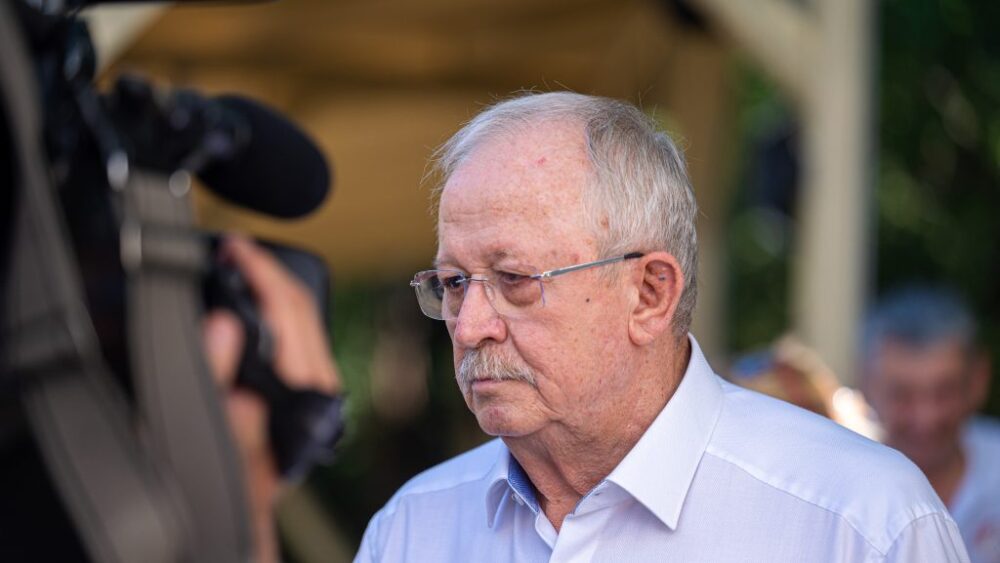 Kuncze: Széteshet a Fidesz