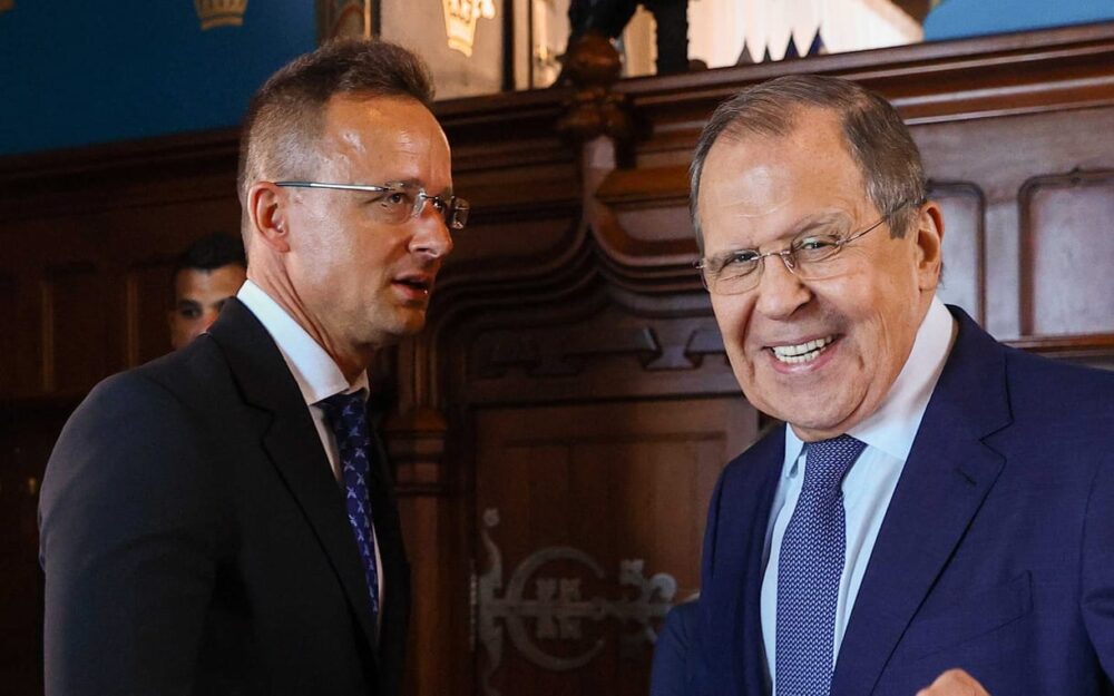 Mi nem a vízilovakkal, hanem az oroszokkal vagyunk